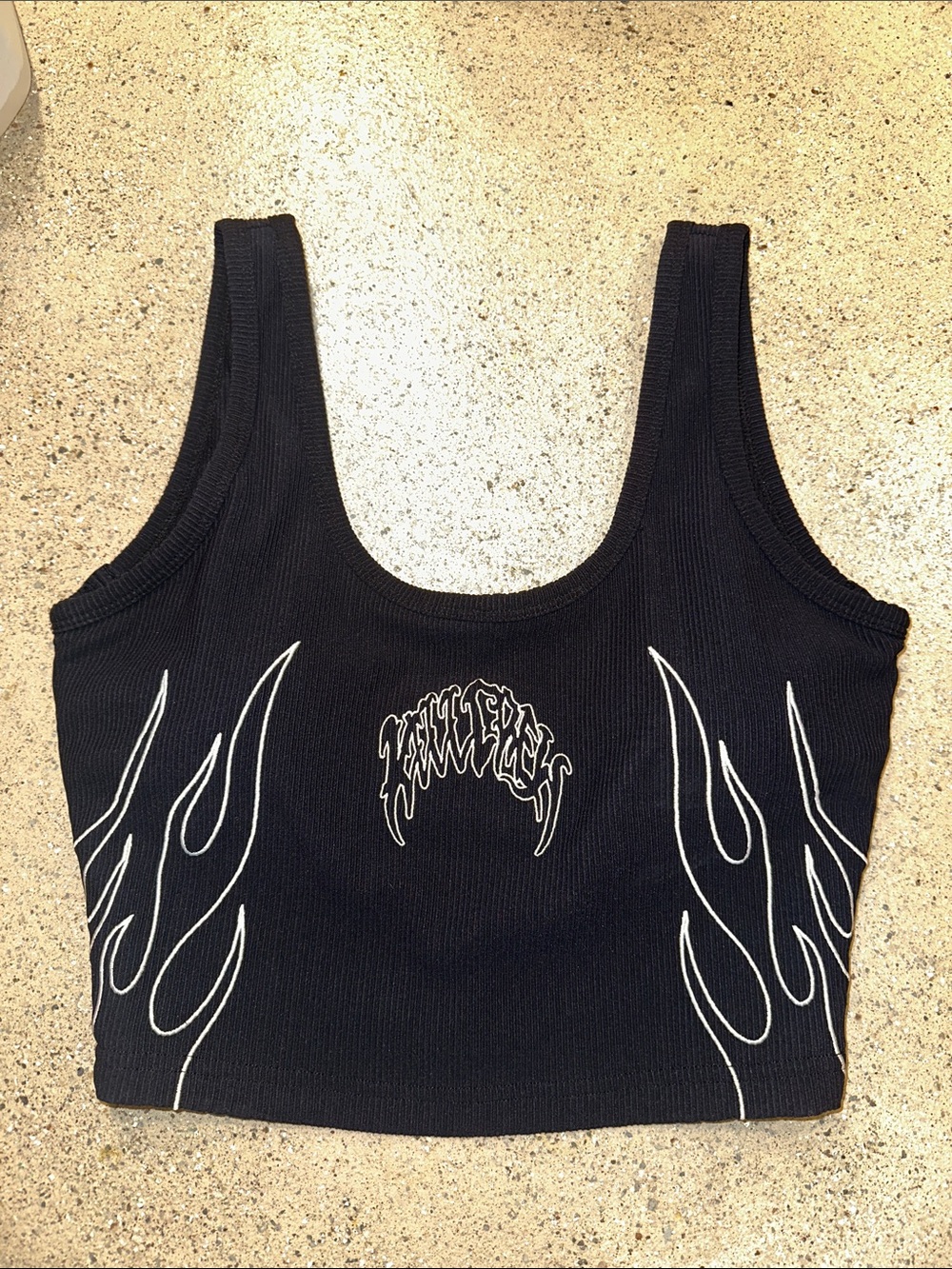 Kill Crew Black Ribbed Crop Tank 
SIZE Women’s Medium
